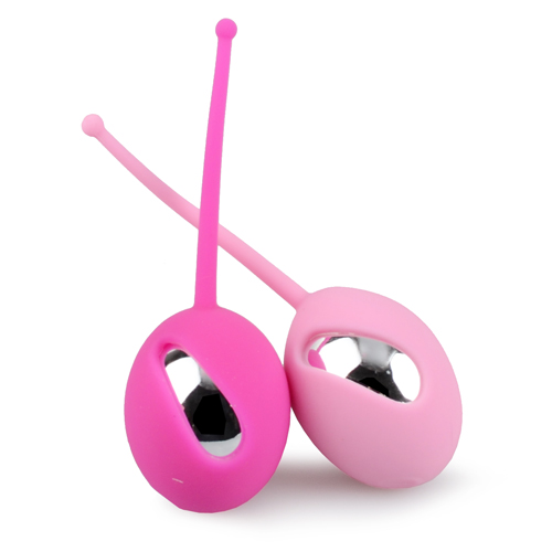 ViViDO - Plum Kegel Ball Make Me Blush - Pink photo