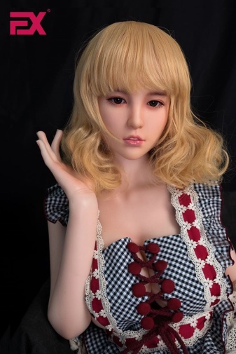 Yi realistic doll 145cm photo